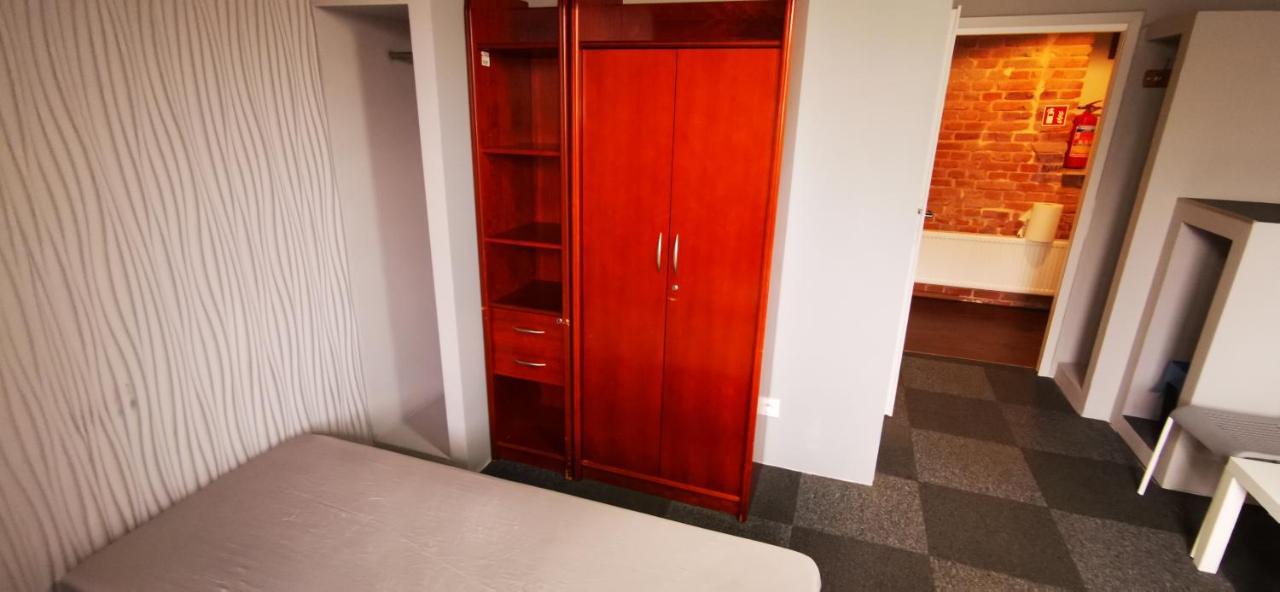 Hostel Warszawa-Ursus Eksteriør billede